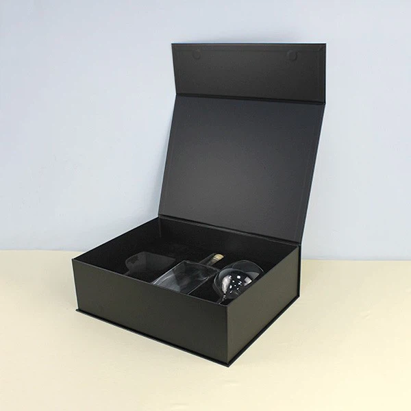 Caixas personalizadas con peche magnético